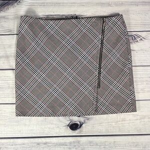 Y2K Preppy Plaid Zippered Women's Skirt size 14 Black House White Market